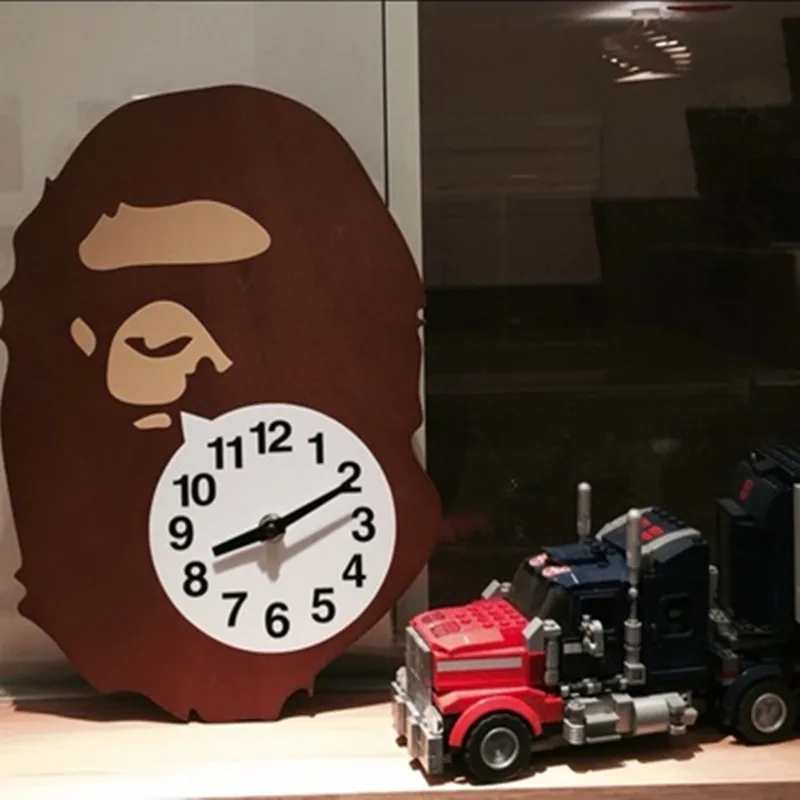 

10 Inch Creative Ape-man Head Personality Wood Wall Clock Personality Monkey Wall Decor Morden Living Room Home Decor M1173