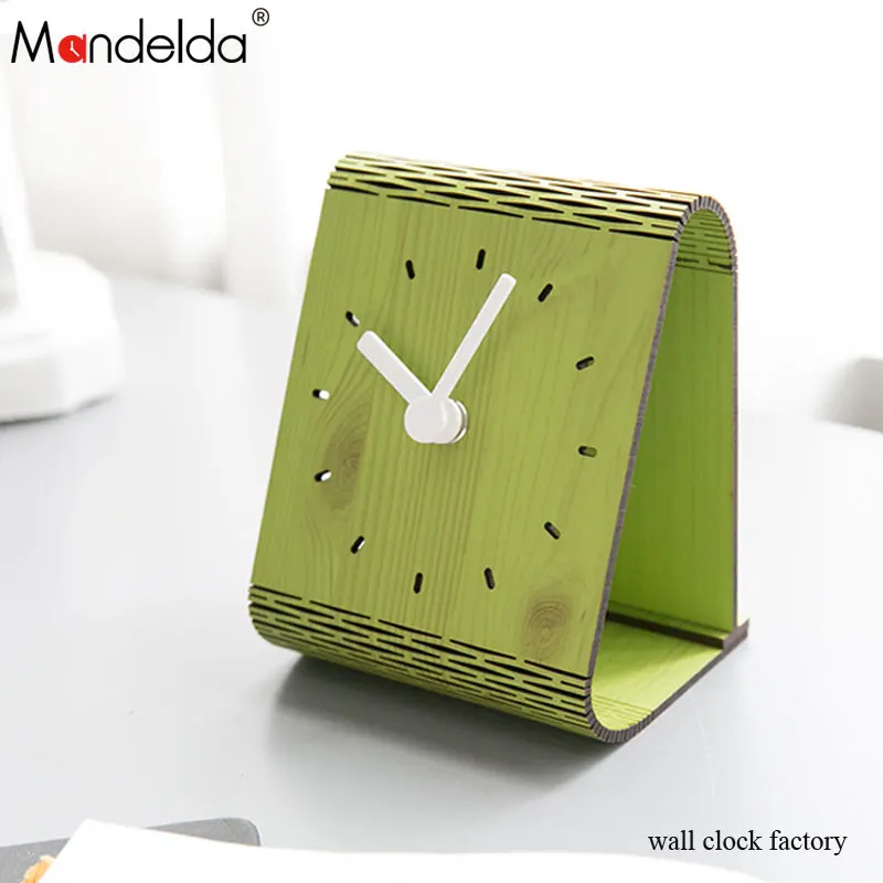 ROHS Durable Modern Creative Wall Clock Retro Rustic Customized Home Decor Bed Room 3D Bracket Clock with Quartz Movement
