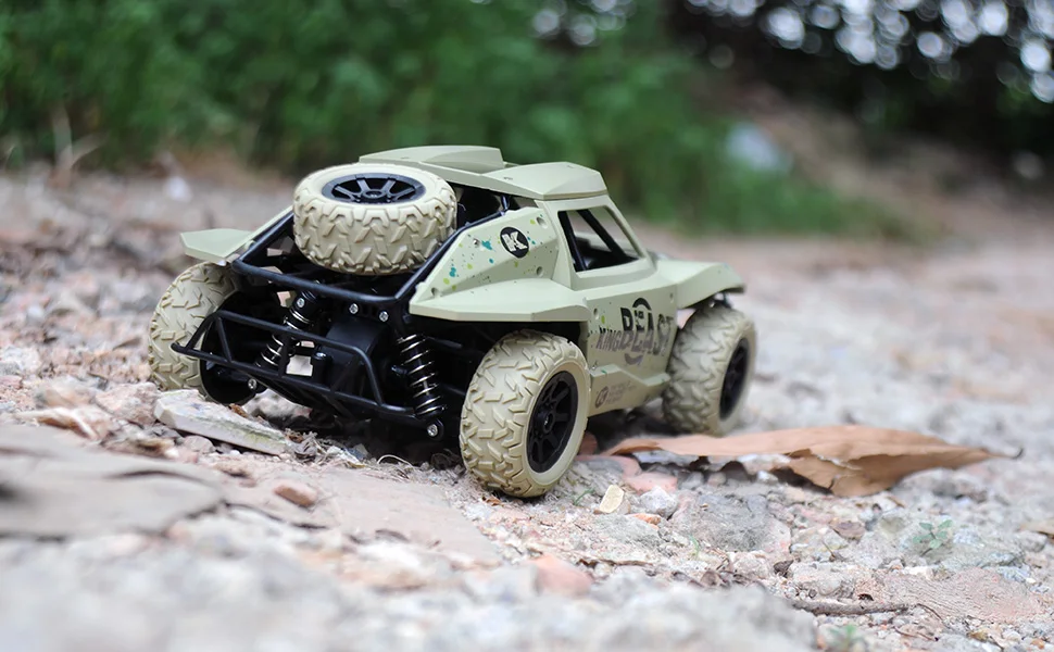 GizmoVine RC автомобилей 1:18 короткие грузовик 4WD Drift дистанционного Управление автомобиля радио Управление водить машину высокоскоростной Micro гоночных автомобилей модель игрушки