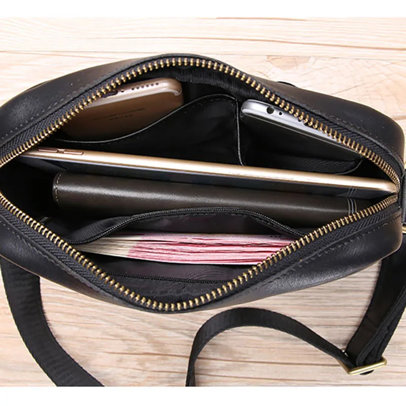 AETOO Leather male packets Shoulder bag Korean version men oblique cross Baotou layer cowhide casual Mini Bag