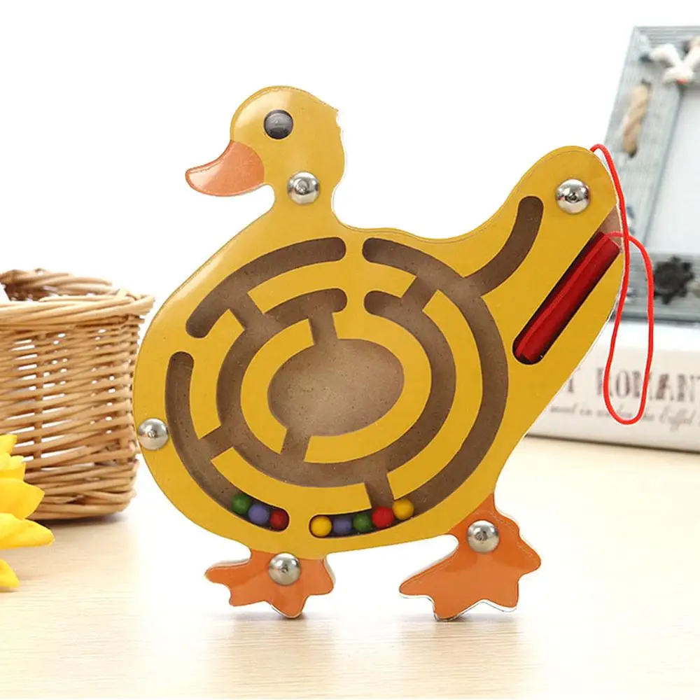 Duck Детские маленькие магнитные частицы лабиринт деревянная игра детские формы животных Магнитная ручка шарик ходьба Ранние развивающие игрушки для детей - Цвет: Duck