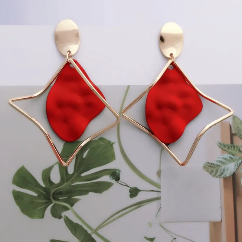 New fashion exaggerated Big Earrings for Women Geometric Leaf Earrings Golden women Jewelry Party Gift Wholesale - Image 2