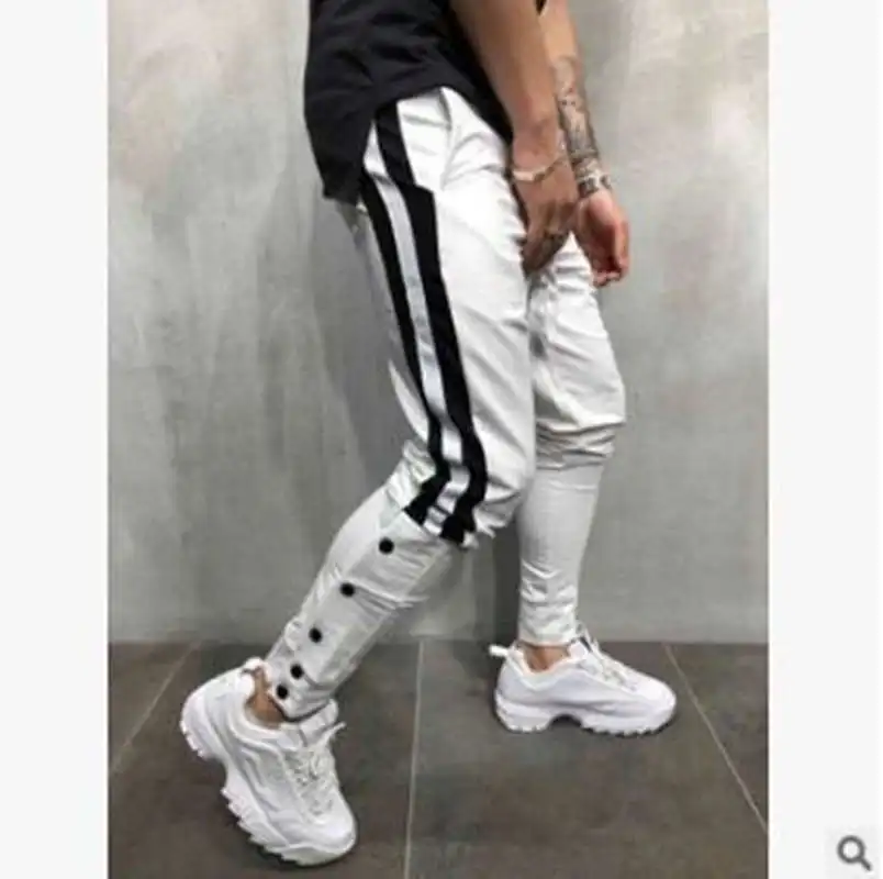 4KL_Q9]I4AQ00F(}T)`JFQ8
