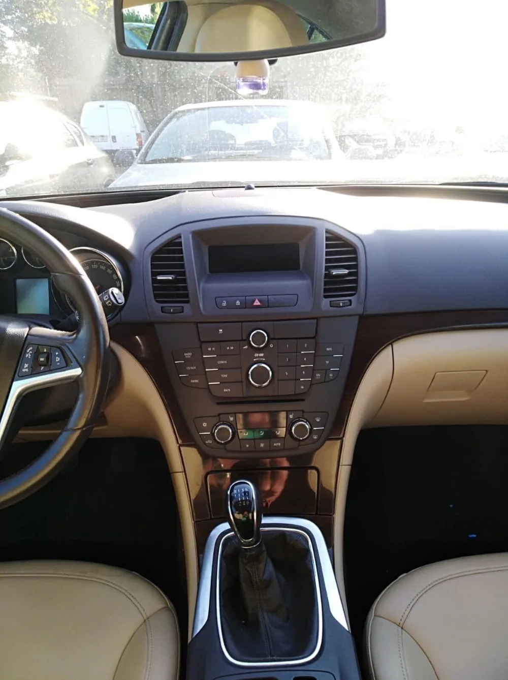 Excellent 8 inch Android 8.1  for opel insignia,gps navigation,wifi,radio,bluetooth,Steering wheel Canbus,free 8g map mic, RAM 2G ROM 16G 2