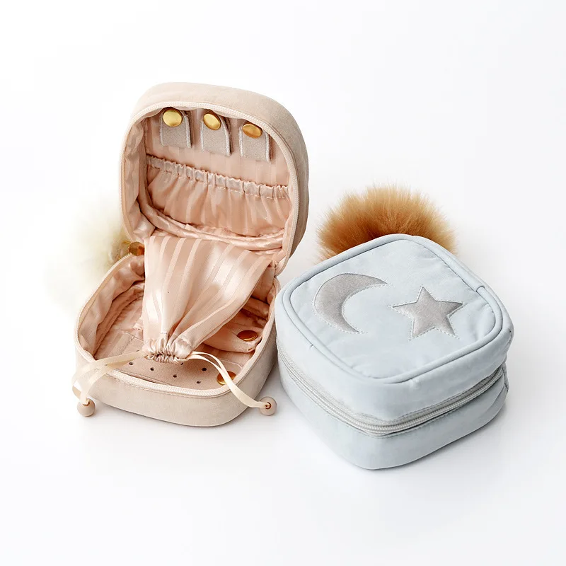 

Mini Jewelry box ring box jewelry box packing portable gifts box Star Moon Embroidered And Stud Earrings Case for Women Storage