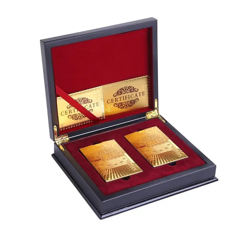 2 комплекта водонепроницаемые ПВХ пластиковые игральные карты упакованы в подарочную деревянную коробку золотые покерные карты игры высокого качества Игральные карты покер - Цвет: D- BOX 2 EURO G-01