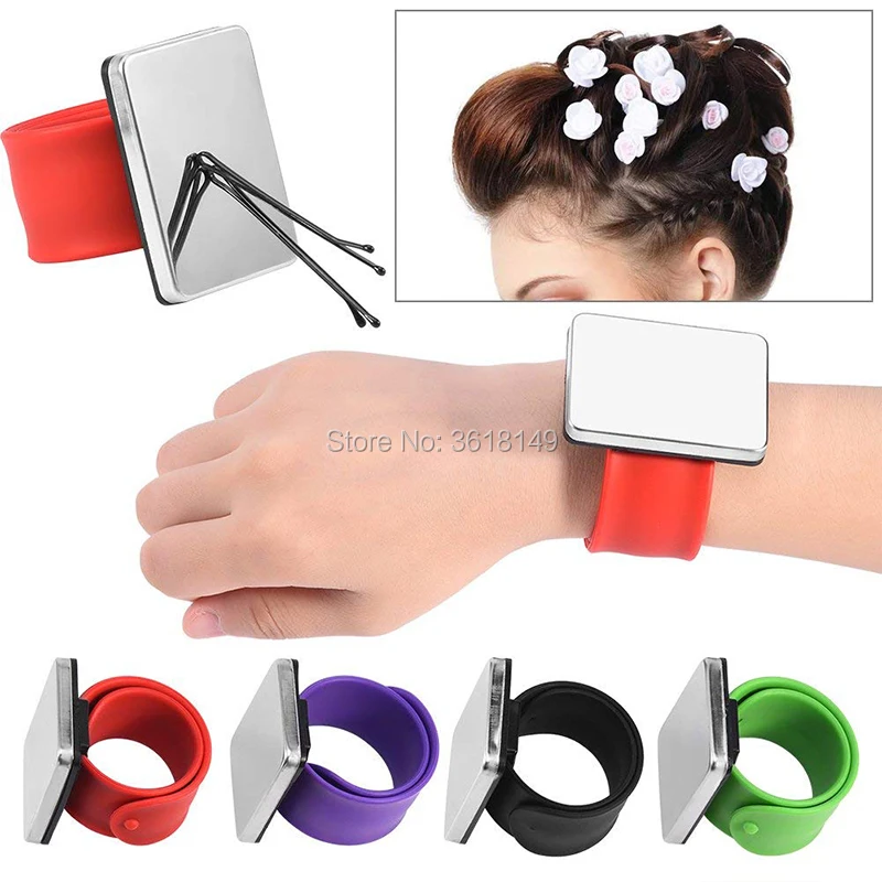 Hairdressing bracelet with magnet