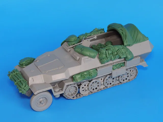 

1:35 Resin Figure Model Kit Unassambled Unpainted //B140 (NO CAR)