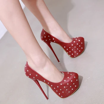 

2018 Korean version of the new fashion pointed high heels Europe and the United States shallow mouth sexy high heels.