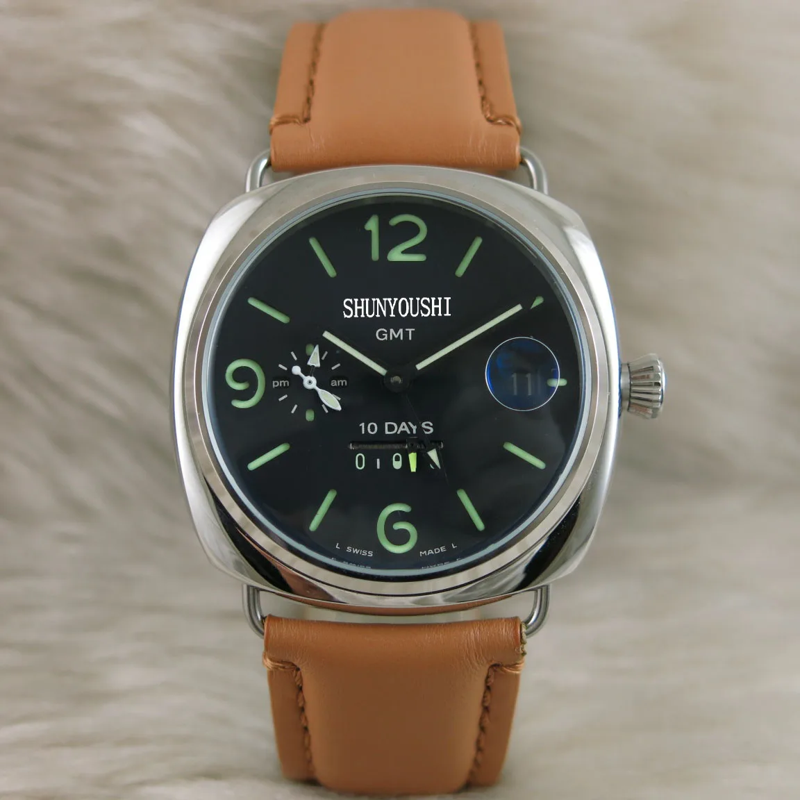 

WG06586 Mens Watches Top Brand Runway Luxury European Design Automatic Mechanical Watch