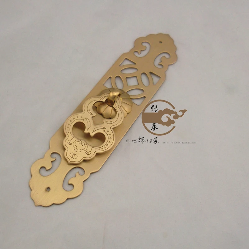 عرض خاص الصينية العتيقة الزخرفية النحاس النقي مقبض خزانة مقبض الباب مستقيم قص الزهور في اليد