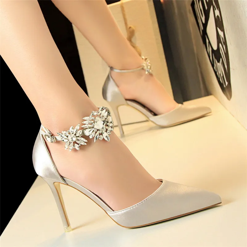 

Elegant Crystal Pearl Pointed Toe Shoe 2019 New Solid Silk Shallow Women Pumps Sexy Party Shoes Fashion Women's High Heels Shoes