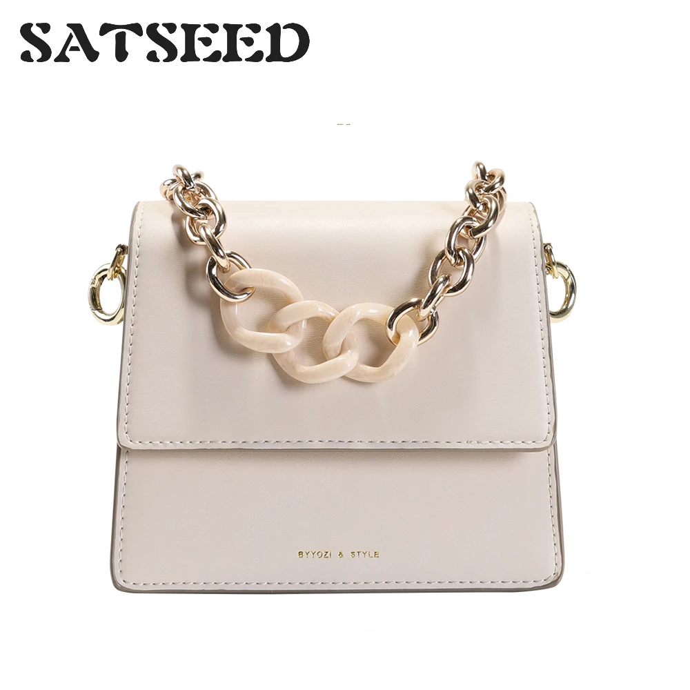 

2019 New Acrylic Adjustable Chain Small Square Packing Net Red Small Black Packing Texture Slant Bag