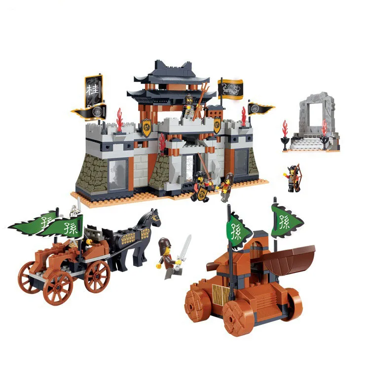 

Models building toy 0265 the Chinese feature three kingdoms castle big scene figure 445Pcs Building Blocks compatible with lego