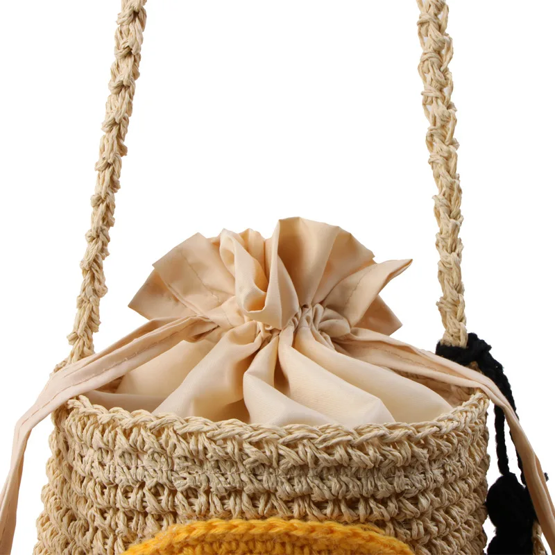 Women Summer Tassel Straw Bags INS Popular Female Fashion Pompom Handbag Lady Casual Shoulder Bag Holiday Weave Crossbody SS3385 (1)