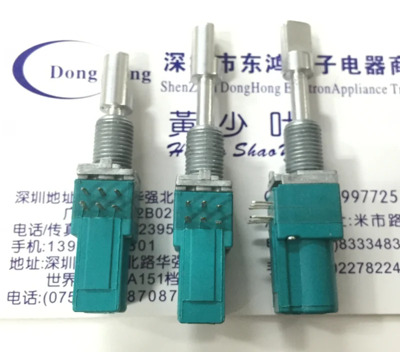 

Sliding shaft type precision potentiometer switch double B50K shaft length 30MM self-locking shaft type potentiometer switch