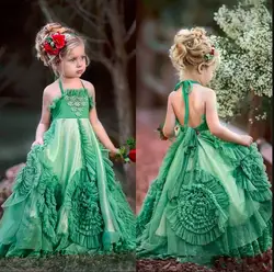 Зеленые платья с рюшами в стиле бохо для девочек, держащих букет невесты на свадьбе, Детские пышные платья с лямкой на шее, пляжные платья на