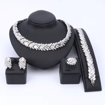 

Dubai Silver Color Crystal Jewelry Sets Bridal Gift Nigerian Wedding Accessories Jewelry set Wholesale statement Brand set
