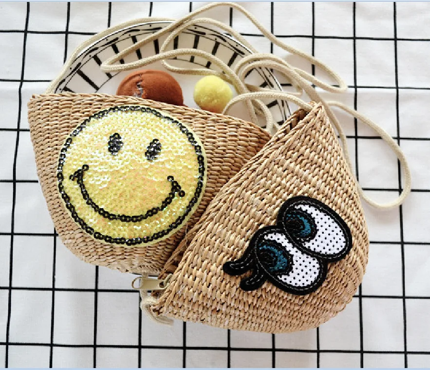 #*Cheap 17 CM width very small Yellow Straw Smiling Face Oblique Female Summer Straw Bag Beach Travel messenger Bag A2820