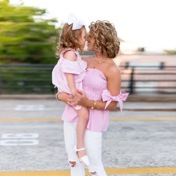 

Off Shoulder Mother Daughter Dresses Family Look Striped Mommy and Me Matching Clothes Mom Mum Mama Baby Dress Family Outfits
