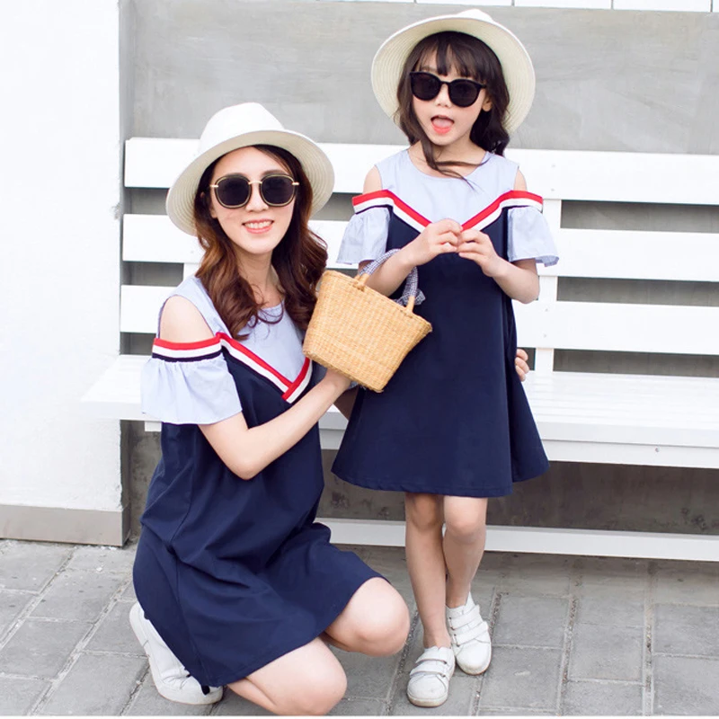 Pai e Filho de ver&atilde;o T Camisas Novo 2019 Olhar Fam&iacute;lia M&atilde;e E Filha Fora do ombro Vestidos de Fam&iacute;lia Roupas Combinando Roupas Da Fam&iacute;lia