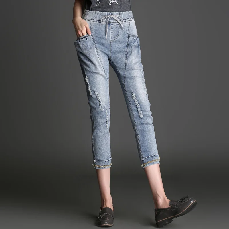 

Spring and Autumn Lace  Loose waist Do old Whitish Calf-Length Pants jeans