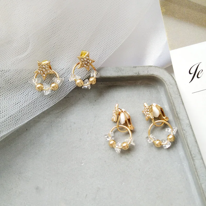 

Cute Short Shinny Rhinestone Stars No Ears Hole Earrings Irregular Stone Small Circle Clip on Earrings without Piercing