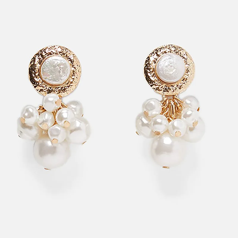 

2019 Korean fashion temperament luxury Pearl zirconium earrings ladies trend ear pendant Tassel nail wholesale