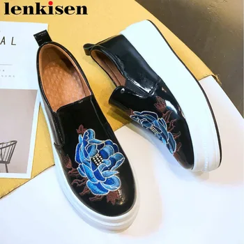 

Lenkisen beauty flower embroidery round toe slip on loafers thick bottom platform mixed colors comfortable vulcanized shoes L28