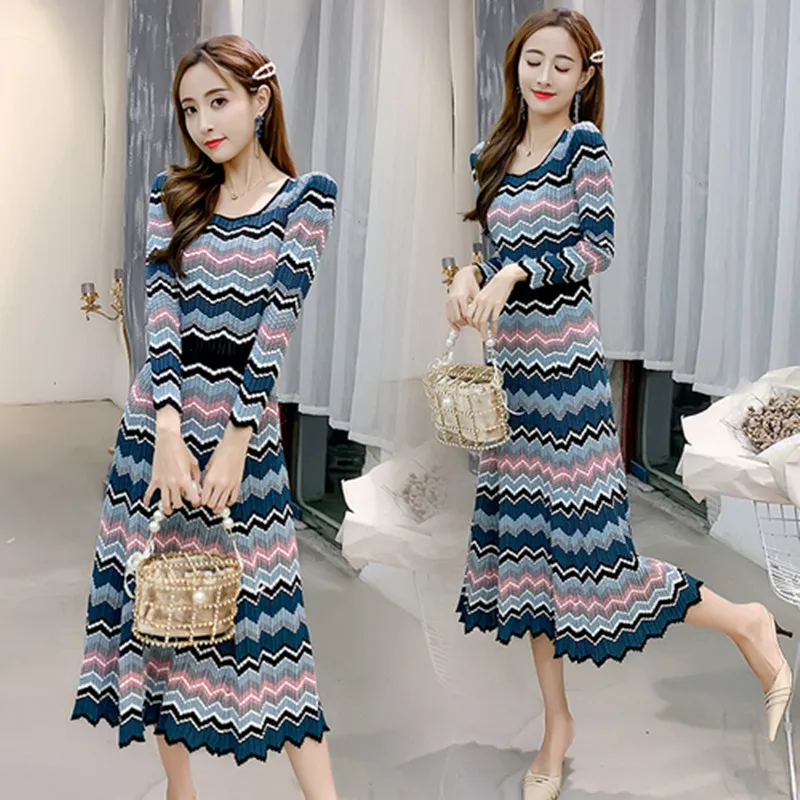 

New 2019 Summer Fashion Designer Women Colorful Wave Stripe Sweater Dress Autumn style Slim Sexy Long Knit Long Sleeve Dress