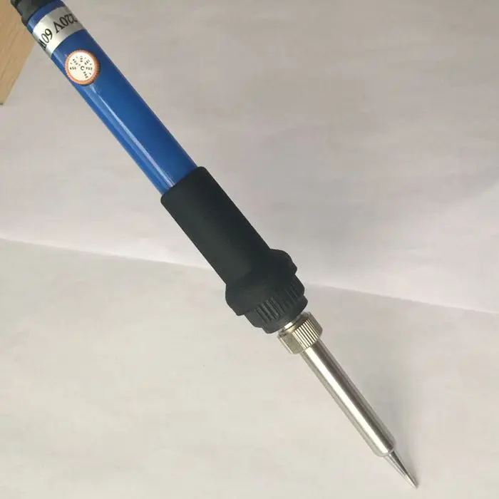 700 2