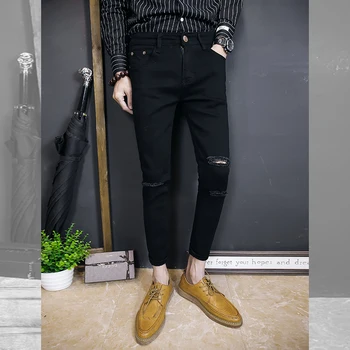 

Summer 2019 new fashion gentleman slim men's black hole jeans men's casual feet stretch Slim nine points pants