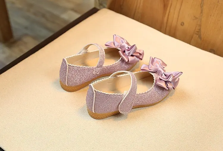 Детская обувь для девочек; модная Танцевальная обувь принцессы из нубука с бантом; Повседневная однотонная обувь из искусственной кожи для маленьких девочек;