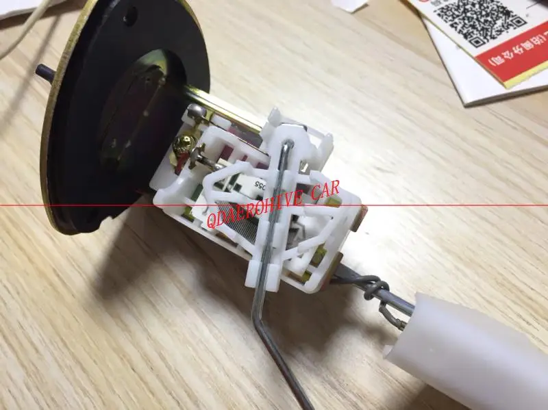 QDAEROHIVE датчик топливного бака Floator для Mitsubishi LANCER CLASSIC 2000- MR503462 Lancer