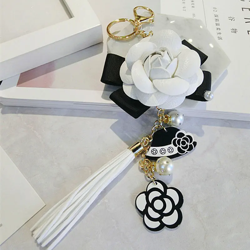 Luxury Bag Black White Woman Keychain Plush Car Camellia Bags key chain