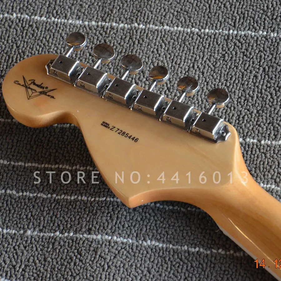 JAZZMASTER-guitar2
