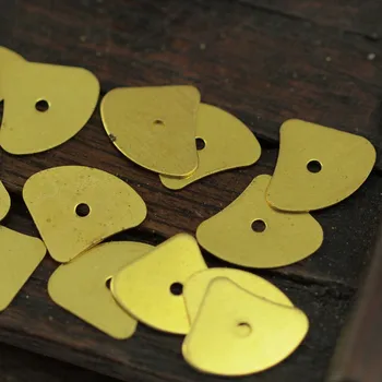 

..50pcs... Raw Brass Bead Caps, Disc, sz(13x11mm) y562