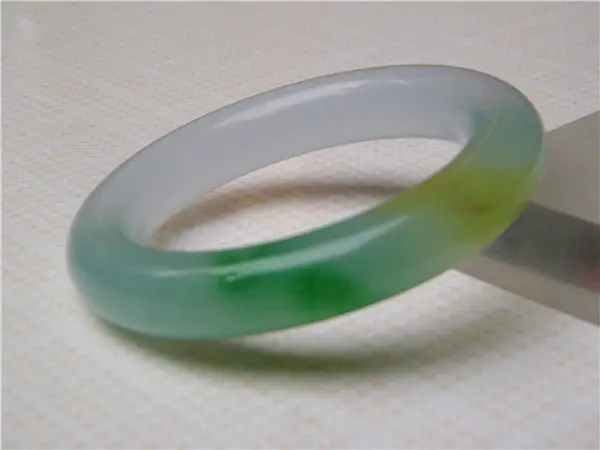

NEW 100% NATURAL COLD WHITE stone GREEN YELLOW CHALCEDONY BRACELET 57MM