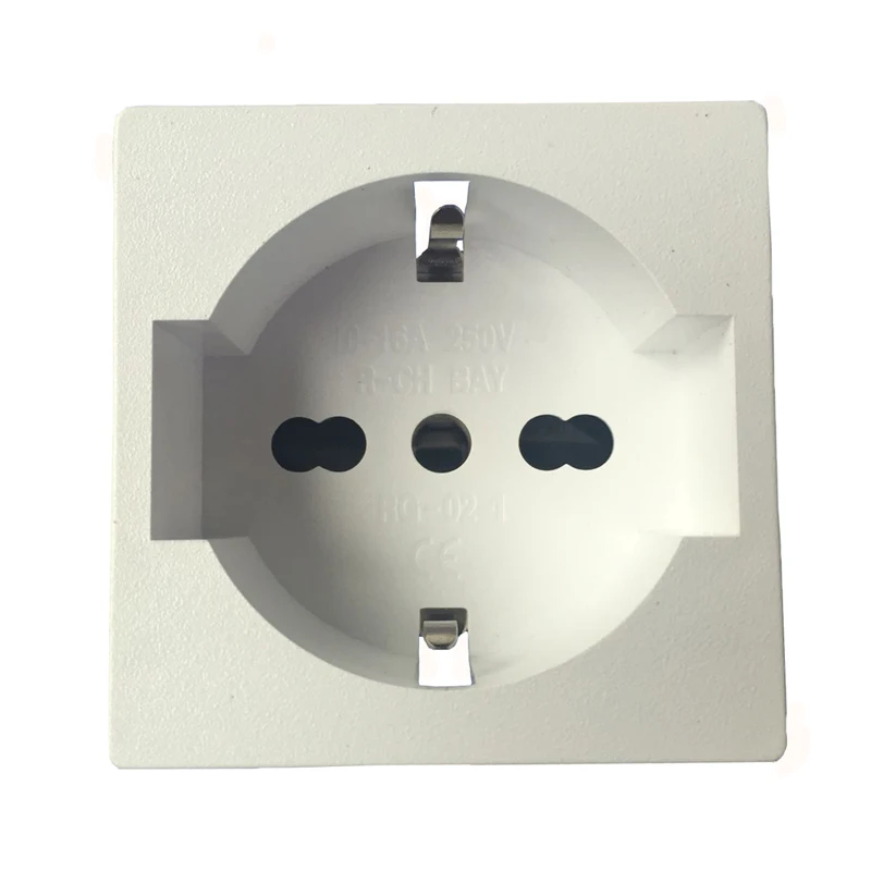 

6pcs/pack Italy Socket module accessories for Desktop PDU Sockets 50mm(Length)*50mm(Width) for Open hole Size 42.5mm*47mm