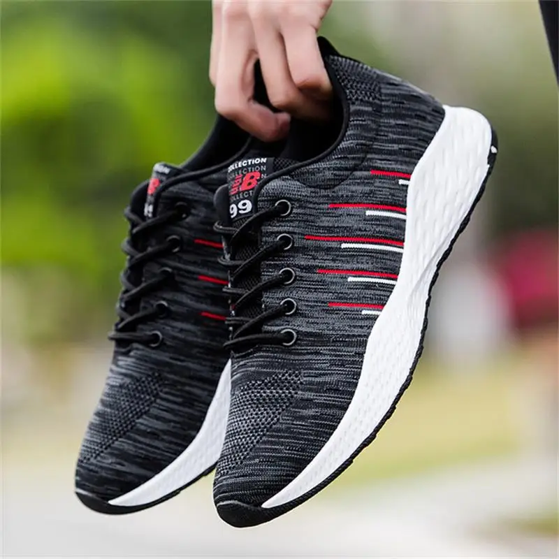 2018 للجنسين الأزياء أحذية رياضية رجل حذاء كاجوال المتسكعون الهواء شبكة Flyknit المنخفضة قطع الدانتيل متابعة الشقق الأساسية المسار الحقل أحذية م...