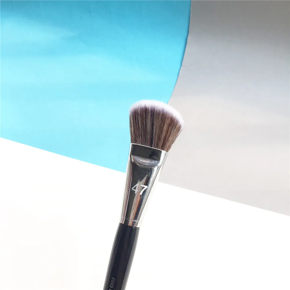 Sephora Pro Foundation Brush #47 _ 5