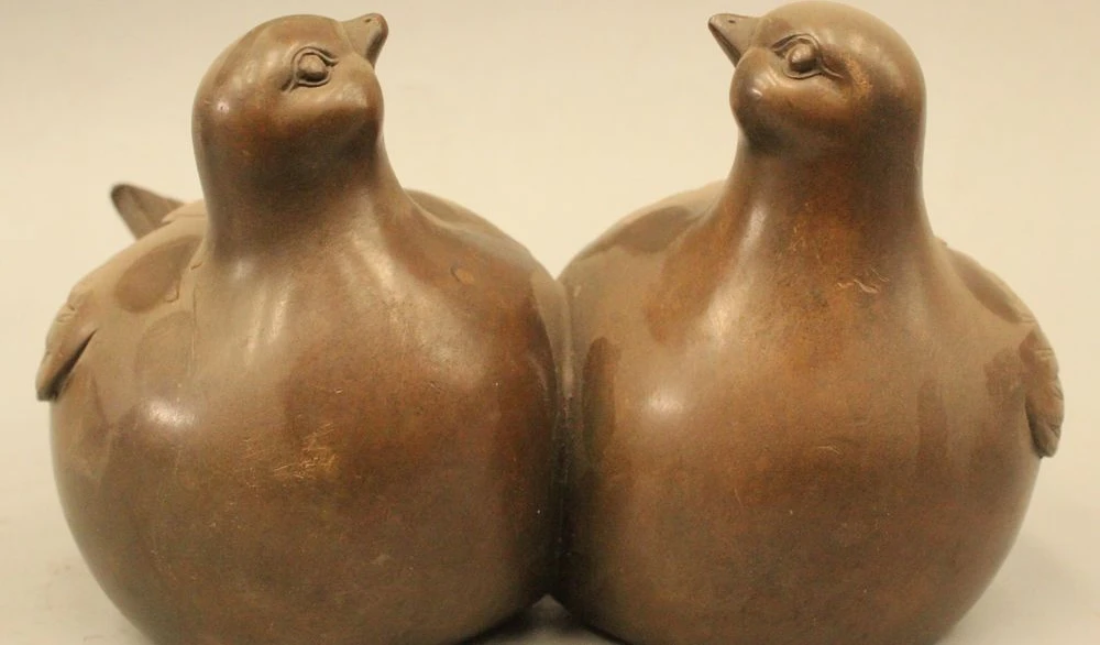 

5"China Chinese Folk Pure Bronze Lifelike Two Obesity Bird Pigeon Statue