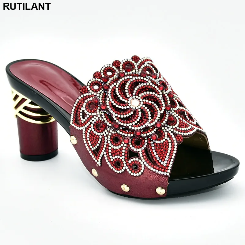 

Fashion Designer Luxury Shoes Women 2019 Women Shoes High Heel Nigerian Women Wedding Decorated with Rhinestone Slip on Pumps