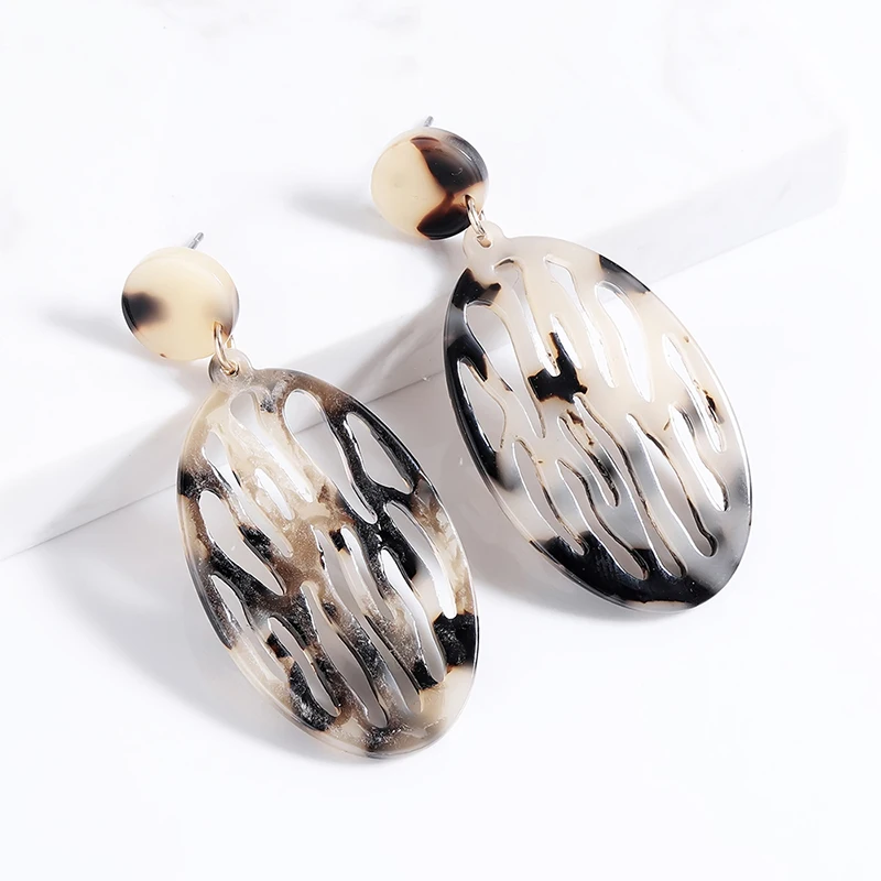 

ILYF Christmas giftsTrendy Irregular Hollow Acid Acrylic Earrings for Women Elegant Design Jewelry pendientes oorbellen Brincos