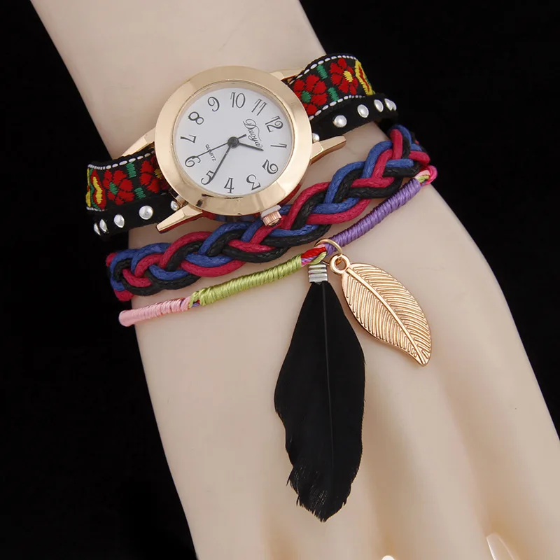 Дизайн модные часы женские винтажные Клепаный панковский браслет Часы повседневные аналоговые наручные часы женские Drss часы AC105 - Цвет: Черный