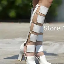 SHOOEGLE/черные и белые сапоги до колена на толстом массивном каблуке с острым носком; сандалии; Модные женские ботинки; эротичный вырез; Botas