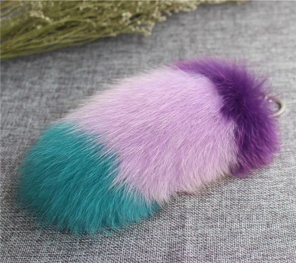2018 Genuine Real Fluffy Pompom Fox Fur Pom Pom Wolf Fox Tail Keychain Fur Car Key Chain Women Bag Charm Accessories Pendants цена 2018 Genuine Real Fluffy Pompom Fox Fur Pom Pom Wolf Fox Tail Keychain Fur Car Key Chain Women Bag Charm Accessories Pendants цены онлайн