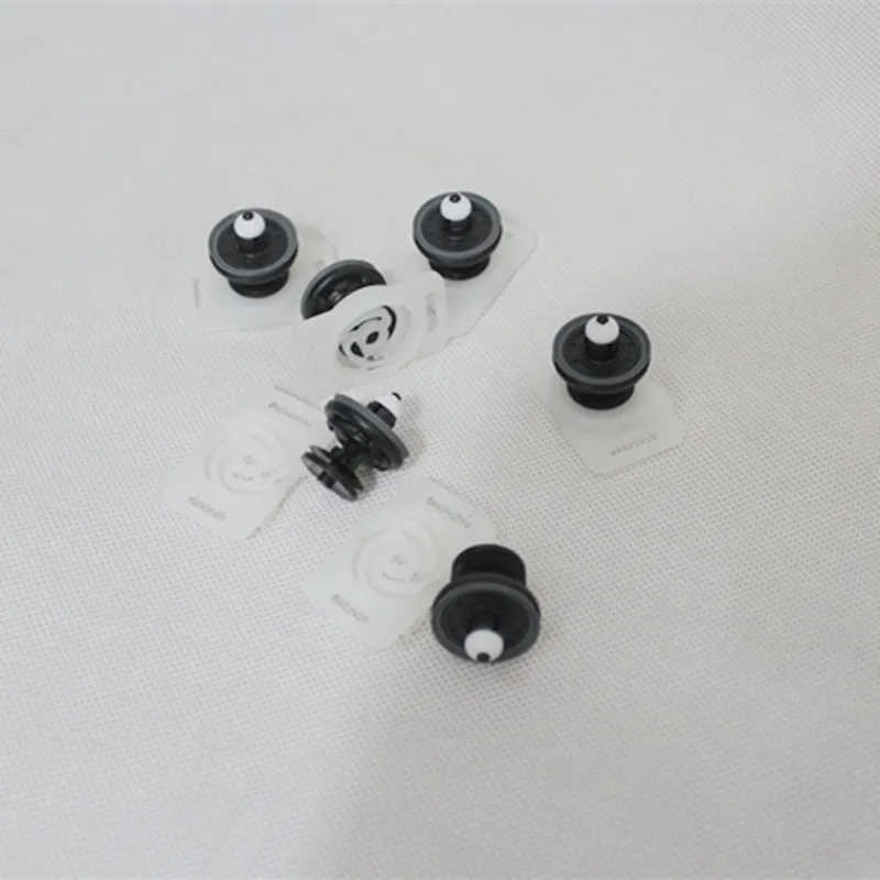 

OEM Door Trim Clips Door Panel Buckle with Base for VW Polo Touran Tiguan Skoda Superb