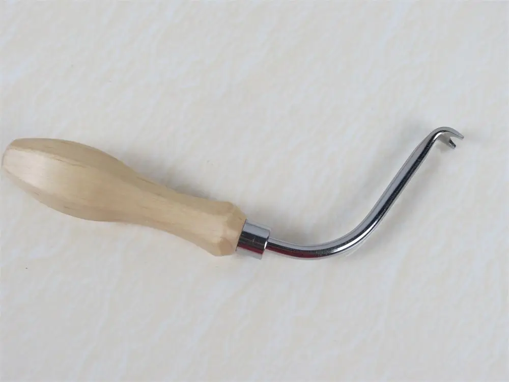 

Strong Piano tool - String hook