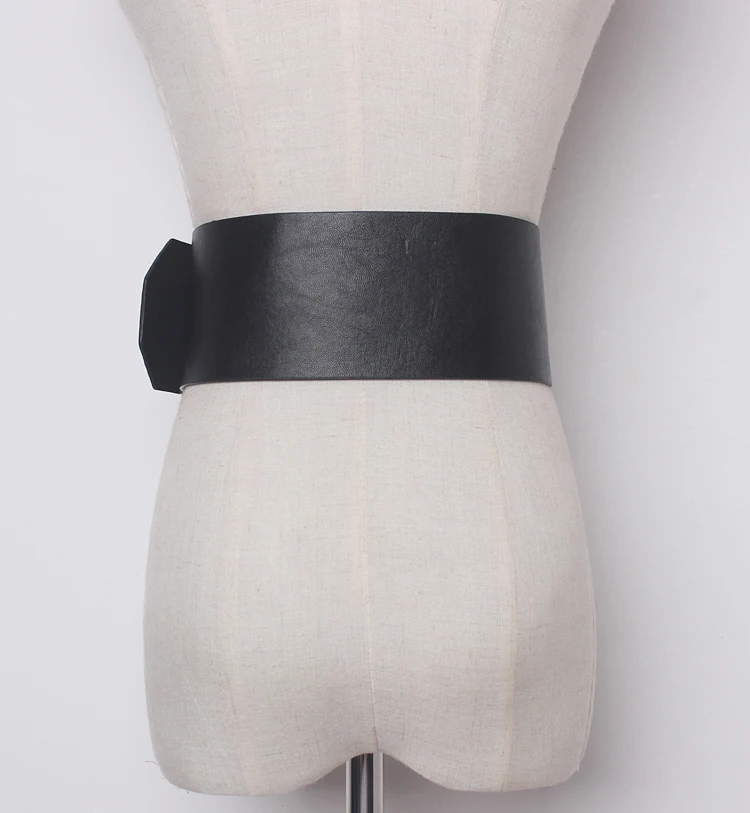 [EAM] модный металлический ремень с большой пряжкой из искусственной кожи, женский ремень в стиле ретро, подходит ко всему, однотонный черный женский ремень YA59901
